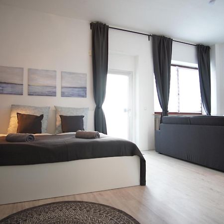 Lenastay I Nostalgieapartment I Innenstadt Kaiserslautern Exteriér fotografie
